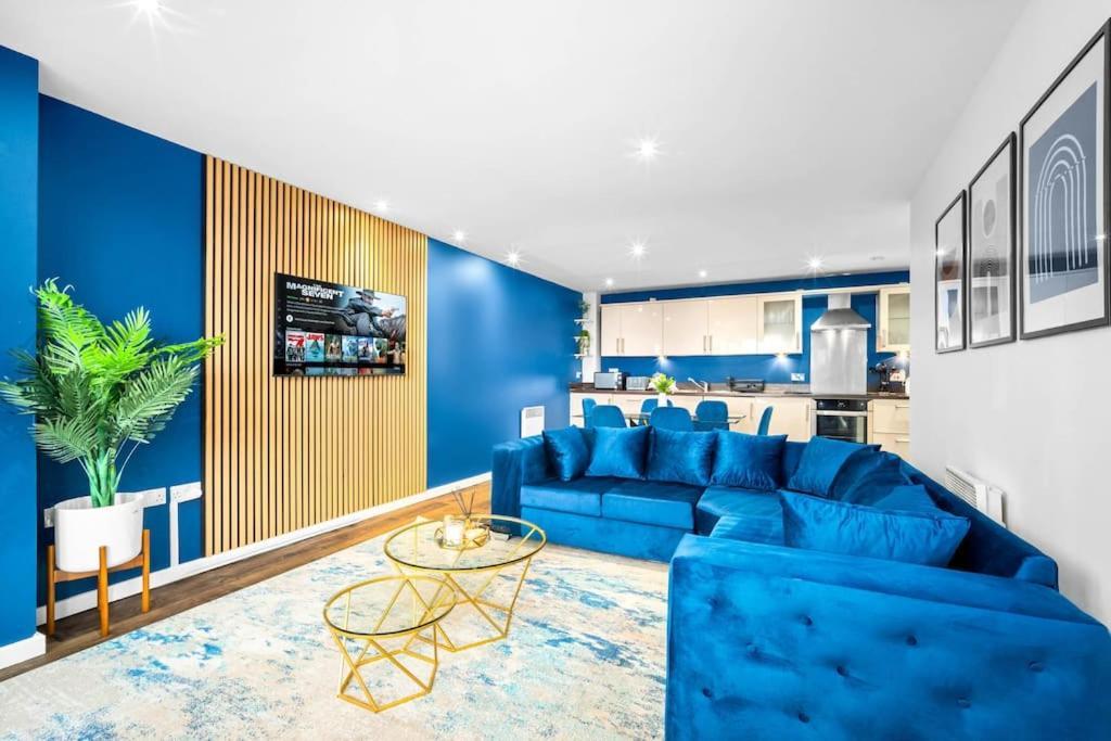Spacious 2 Bed Apt B'Ham Cc With Parking Sleeps 7 Birmingham Buitenkant foto
